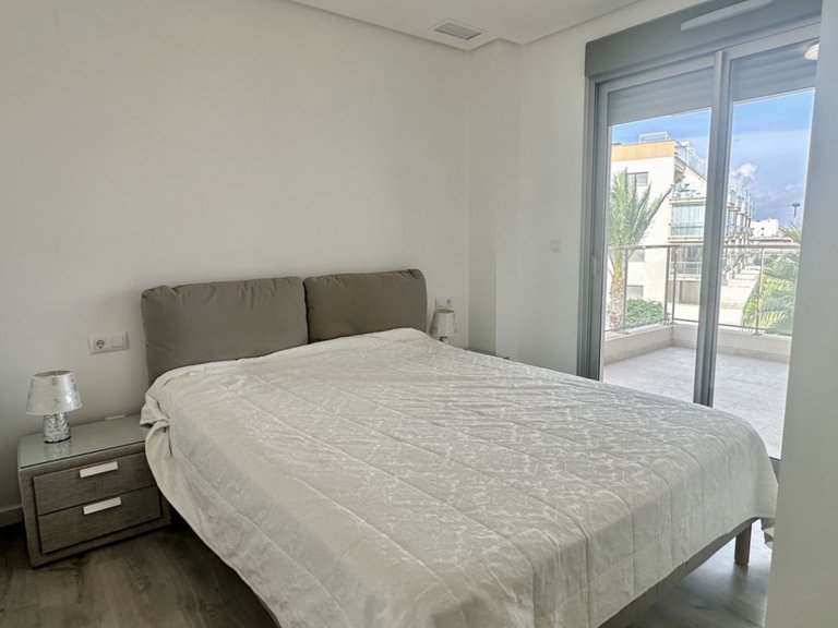 Apartment for Sale in Green Hills - Villamartín,Alicante 18