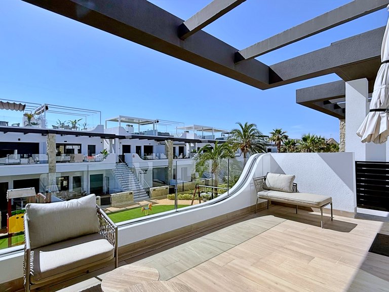 Apartment for Sale in Innova Beach - Punta Prima,Alicante 4
