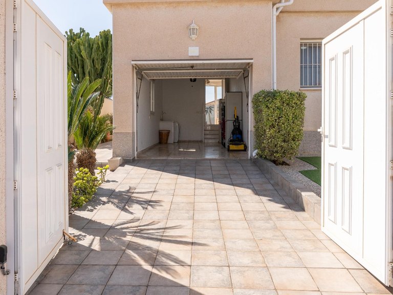 Villa for Sale in Playa Flamenca,Alicante 45