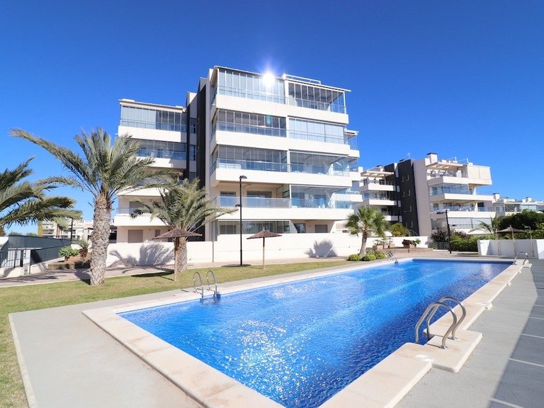 Apartment for Sale in Green Hills - Villamartín,Alicante 2