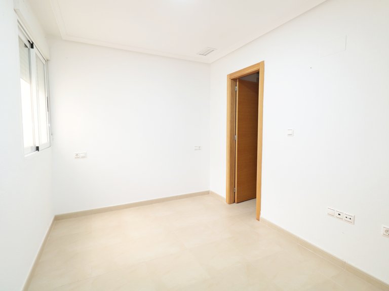 Apartment for Sale in Torrevieja Centro,Alicante 11