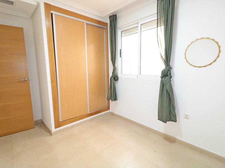 Apartment for Sale in Torrevieja Centro,Alicante 17