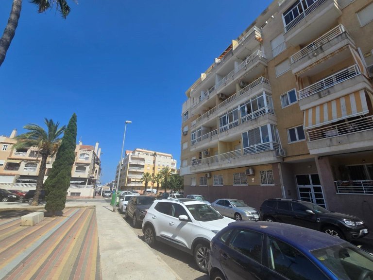 Apartment for Sale in Playa del Cura,Alicante 1