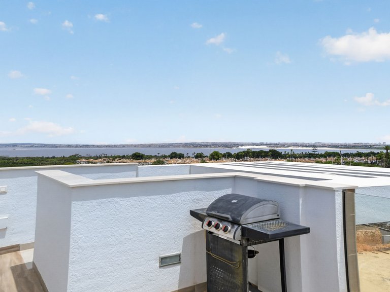 Villa for Sale in Laguna Beach Resort - Los Balcones,Alicante 27