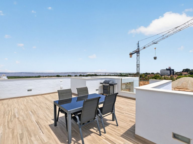 Villa for Sale in Laguna Beach Resort - Los Balcones,Alicante 26