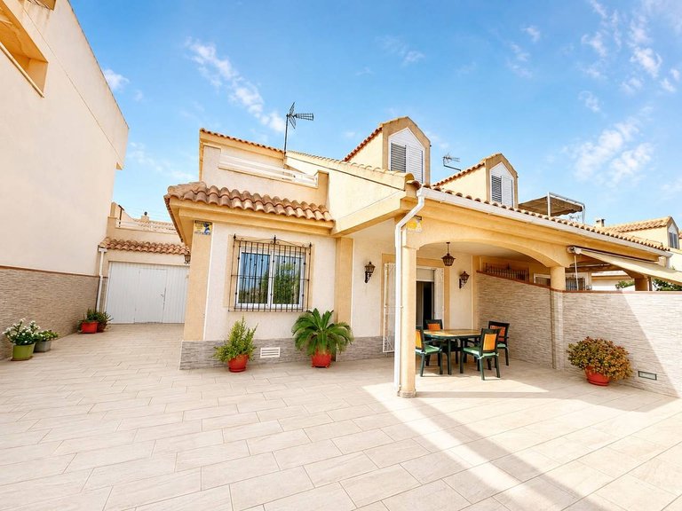 Apartment for Sale in Torre de la Horadada,Alicante 2