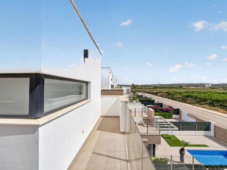 Villa for Sale in El Raso - Guardamar del Segura,Alicante 40