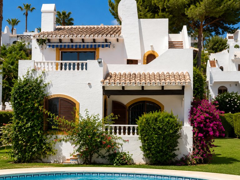 Villa for Sale in Villamartín,Alicante 3