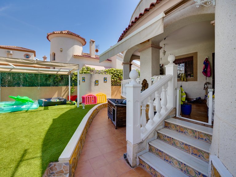 Villa for Sale in San Fulgencio,Alicante 5