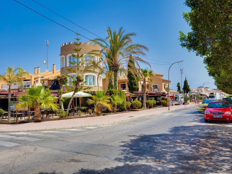 Villa for Sale in La Florida,Alicante 28
