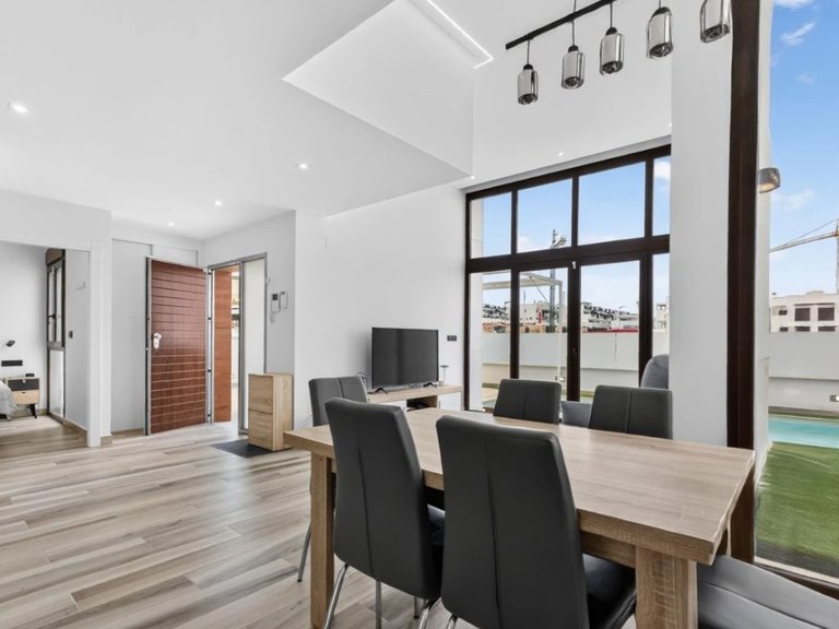 Villa for Sale in Laguna Beach Resort - Los Balcones,Alicante 5