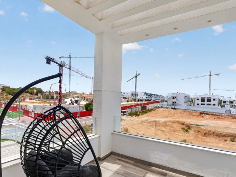Villa for Sale in Laguna Beach Resort - Los Balcones,Alicante 25