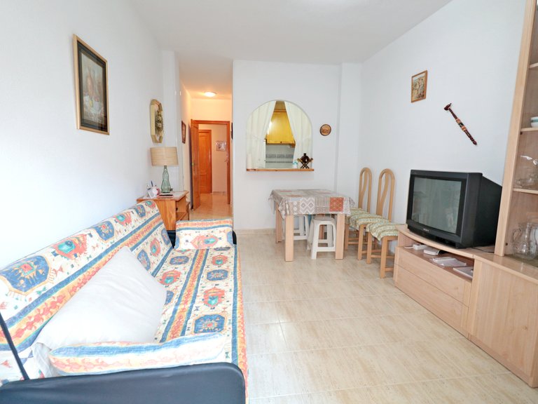 Apartment for Sale in Playa del Acequión,Alicante 4