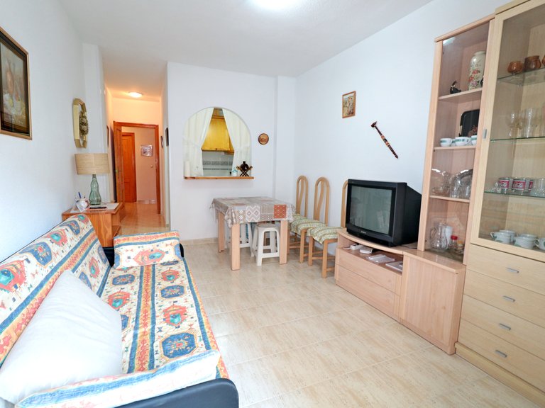 Apartment for Sale in Playa del Acequión,Alicante 3