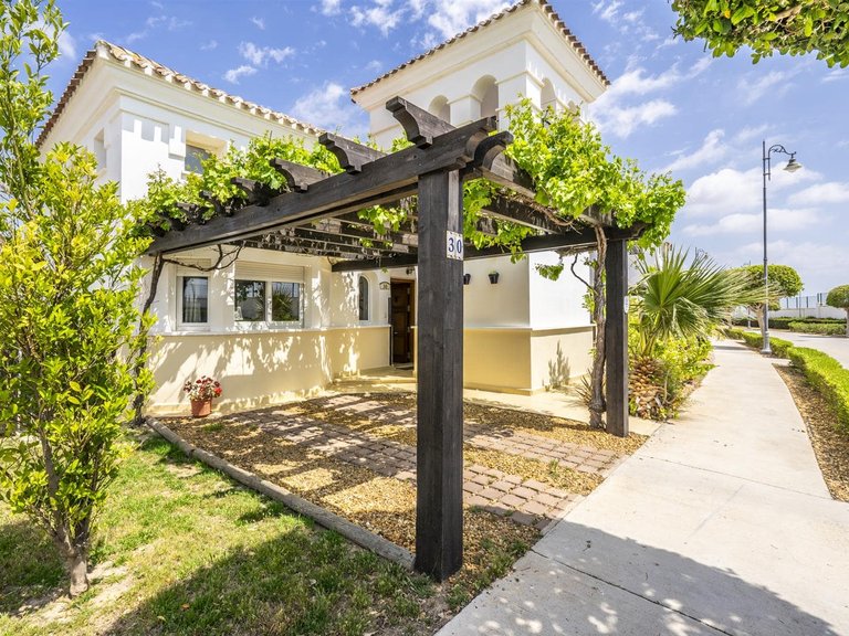 Villa for Sale in Inland La Torre Golf Resort, Murcia 26