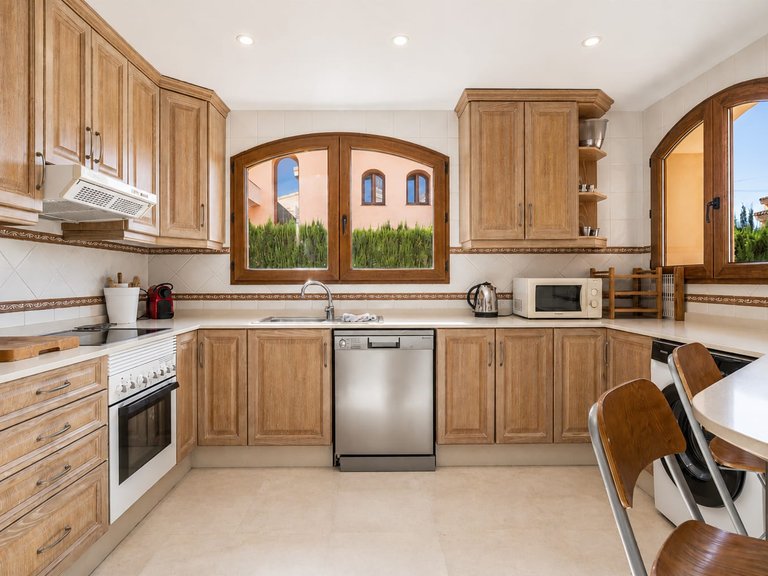 Villa for Sale in Costa Calida La Manga Club, Murcia 12