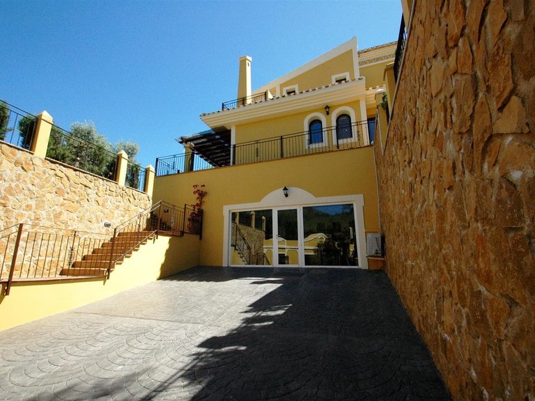Villa for Sale in Costa Calida La Manga Club, Murcia 8