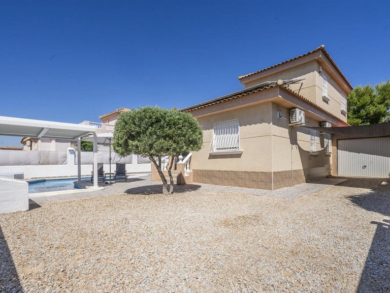 Villa for Sale in Inland Valle Del Sol, Murcia 4