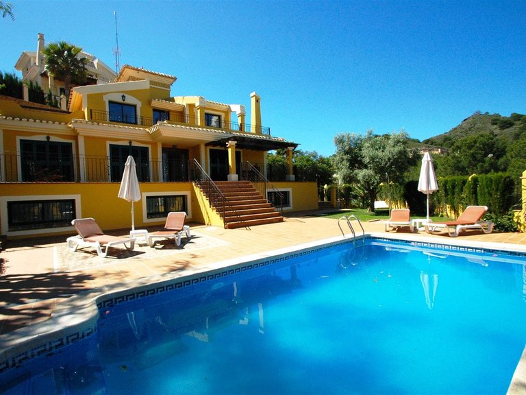 Villa for Sale in Costa Calida La Manga Club, Murcia 1