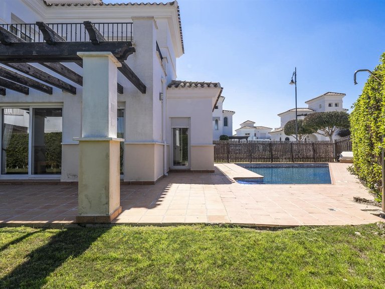 Villa for Sale in Inland La Torre Golf Resort, Murcia 8