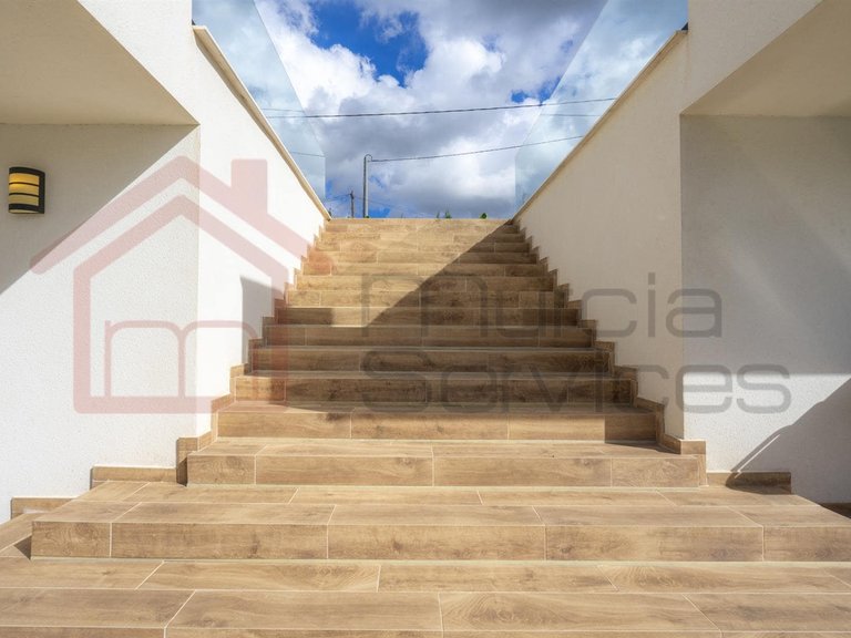 Villa for Sale in Pinar De Campoverde, Alicante 35
