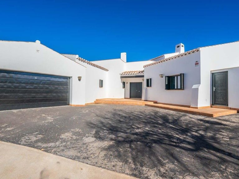 Villa for Sale in Inland El Valle Golf Resort, Murcia 8