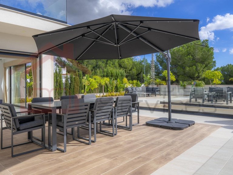 Villa for Sale in Pinar De Campoverde, Alicante 23