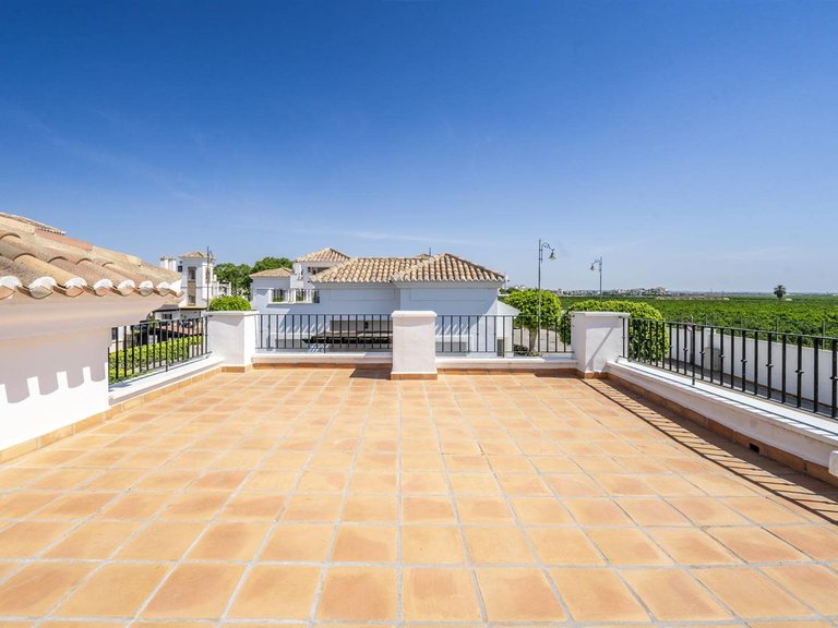 Villa for Sale in Inland La Torre Golf Resort, Murcia 26