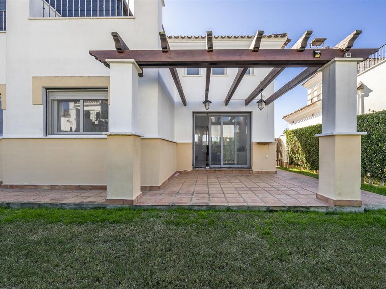 Villa for Sale in La Torre Golf Resort, Murcia 8