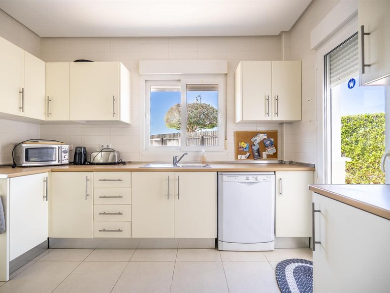 Villa for Sale in Inland La Torre Golf Resort, Murcia 2