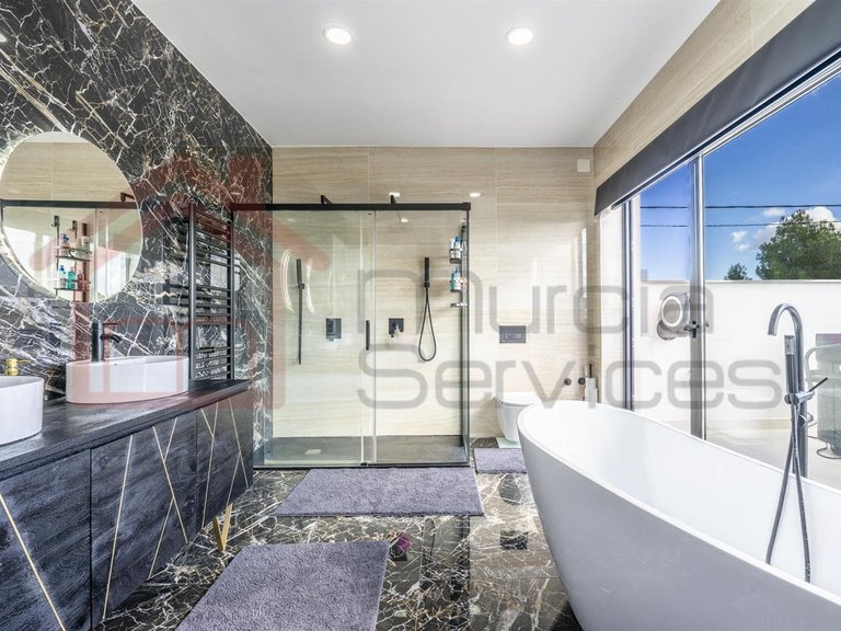 Villa for Sale in Pinar De Campoverde, Alicante 12