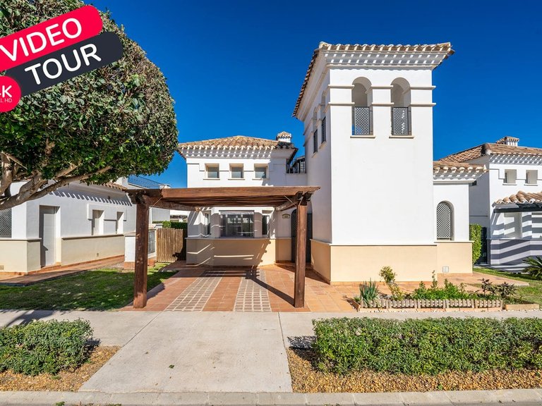 Villa for Sale in La Torre Golf Resort, Murcia 1