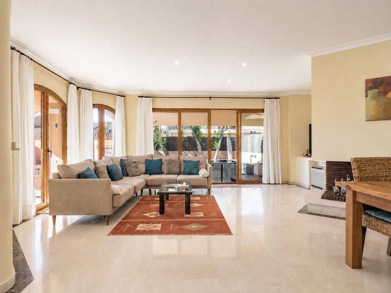 Villa for Sale in Costa Calida La Manga Club, Murcia 2