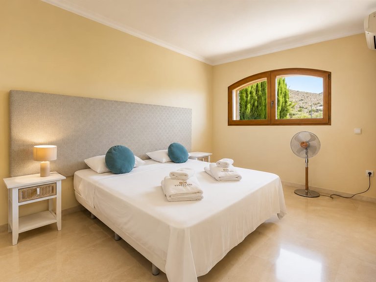 Villa for Sale in Costa Calida La Manga Club, Murcia 4