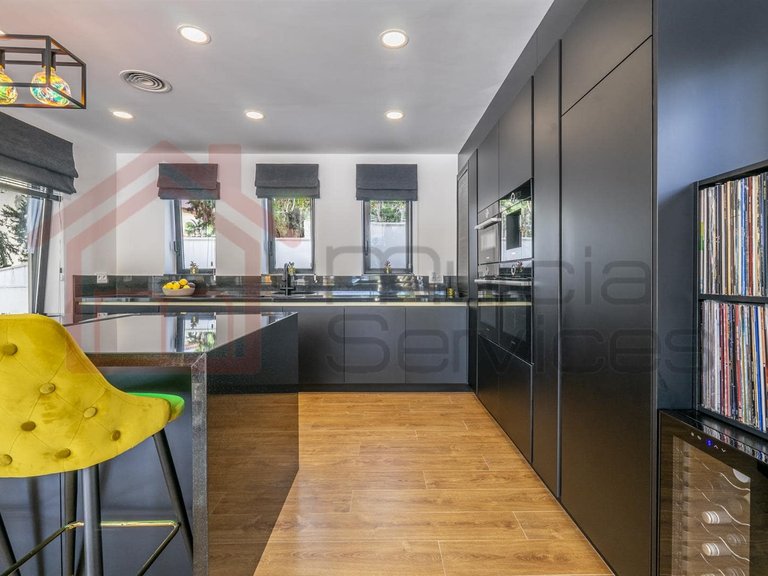 Villa for Sale in Pinar De Campoverde, Alicante 19