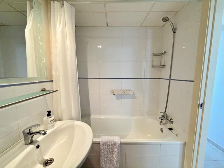 Apartment for Sale in Villamartin, Alicante 16