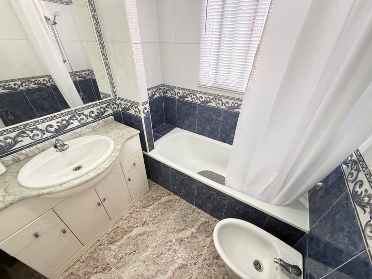 Town House for Sale in Villamartin, Alicante 6