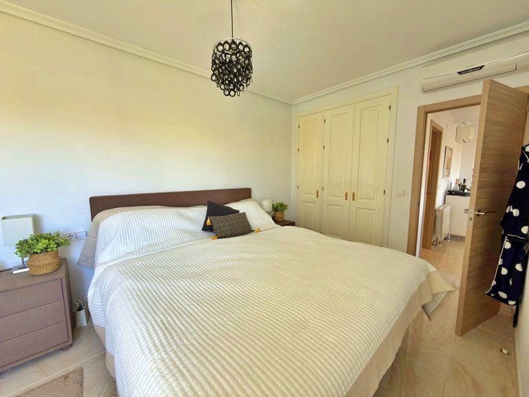 Apartment for Sale in Campoamor Golf, Alicante 22