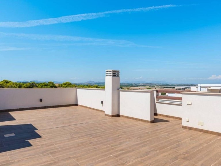 Villa for Sale in Torrevieja, Alicante 16