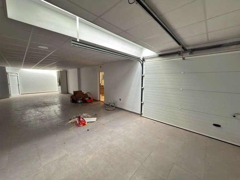 Villa for Sale in Villamartin, Alicante 47