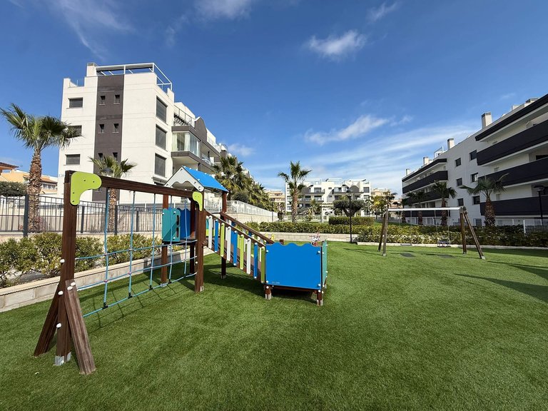 Apartment for Sale in Villamartin, Alicante 5