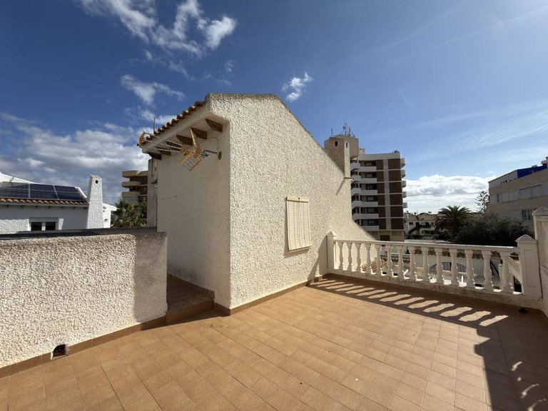 Villa for Sale in La Zenia, Alicante 36