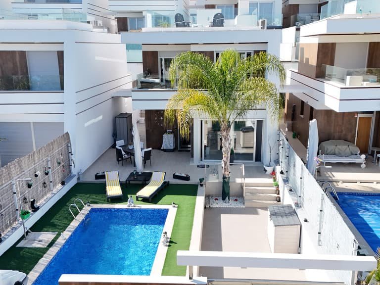 Villa for Sale in Blue Lagoon, Alicante 2