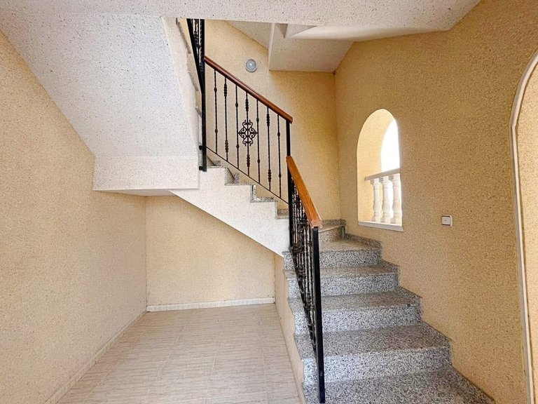 Apartment for Sale in Lomas De Cabo Roig, Alicante 3