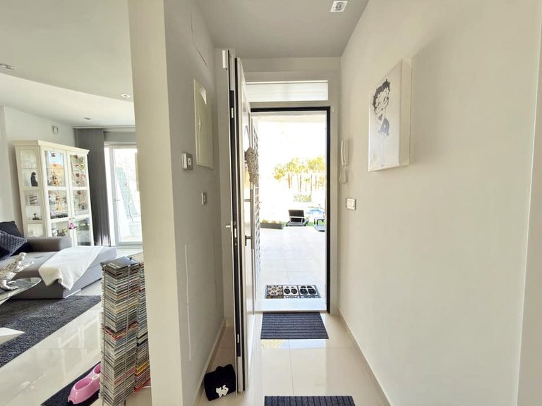 Villa for Sale in Blue Lagoon, Alicante 11