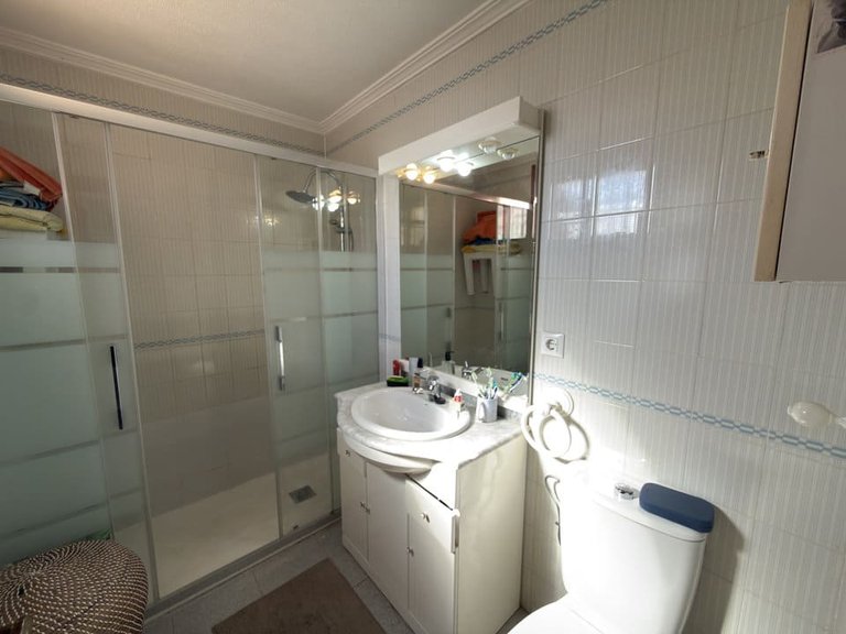Villa for Sale in La Zenia, Alicante 32