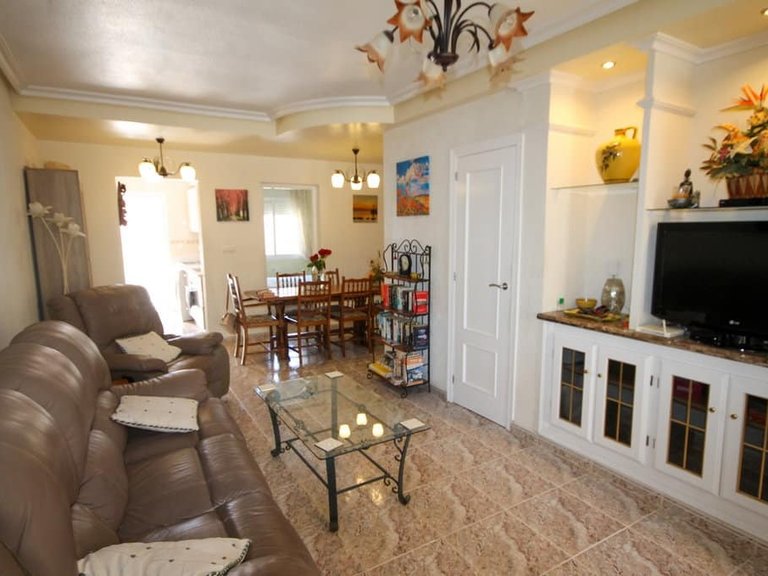 Town House for Sale in Villamartin, Alicante 10