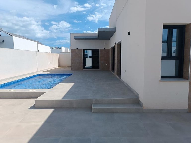 Villa for Sale in Daya Nueva, Murcia 4