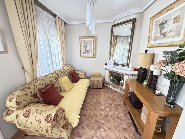 Town House for Sale in Cabo Roig, Alicante 7
