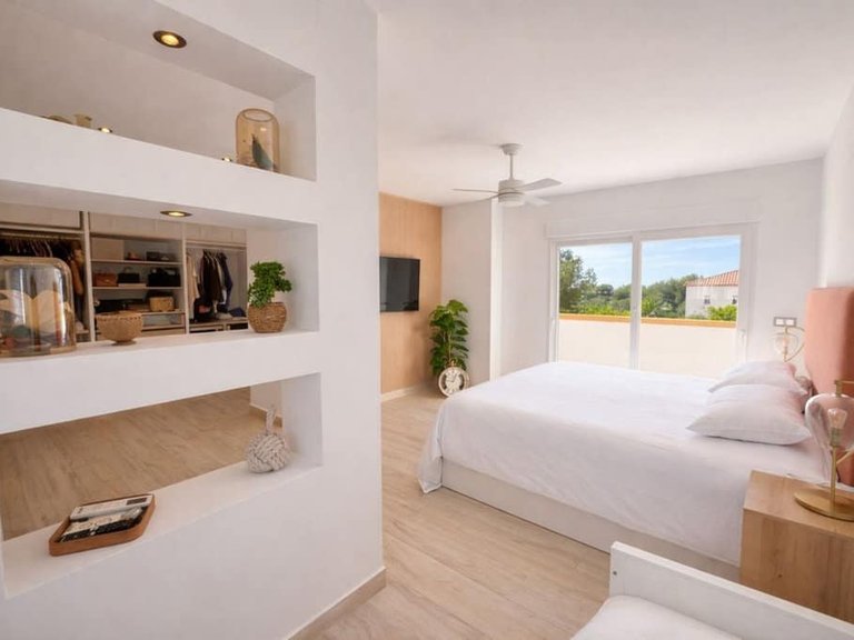Villa for Sale in Los Dolses, Alicante 13